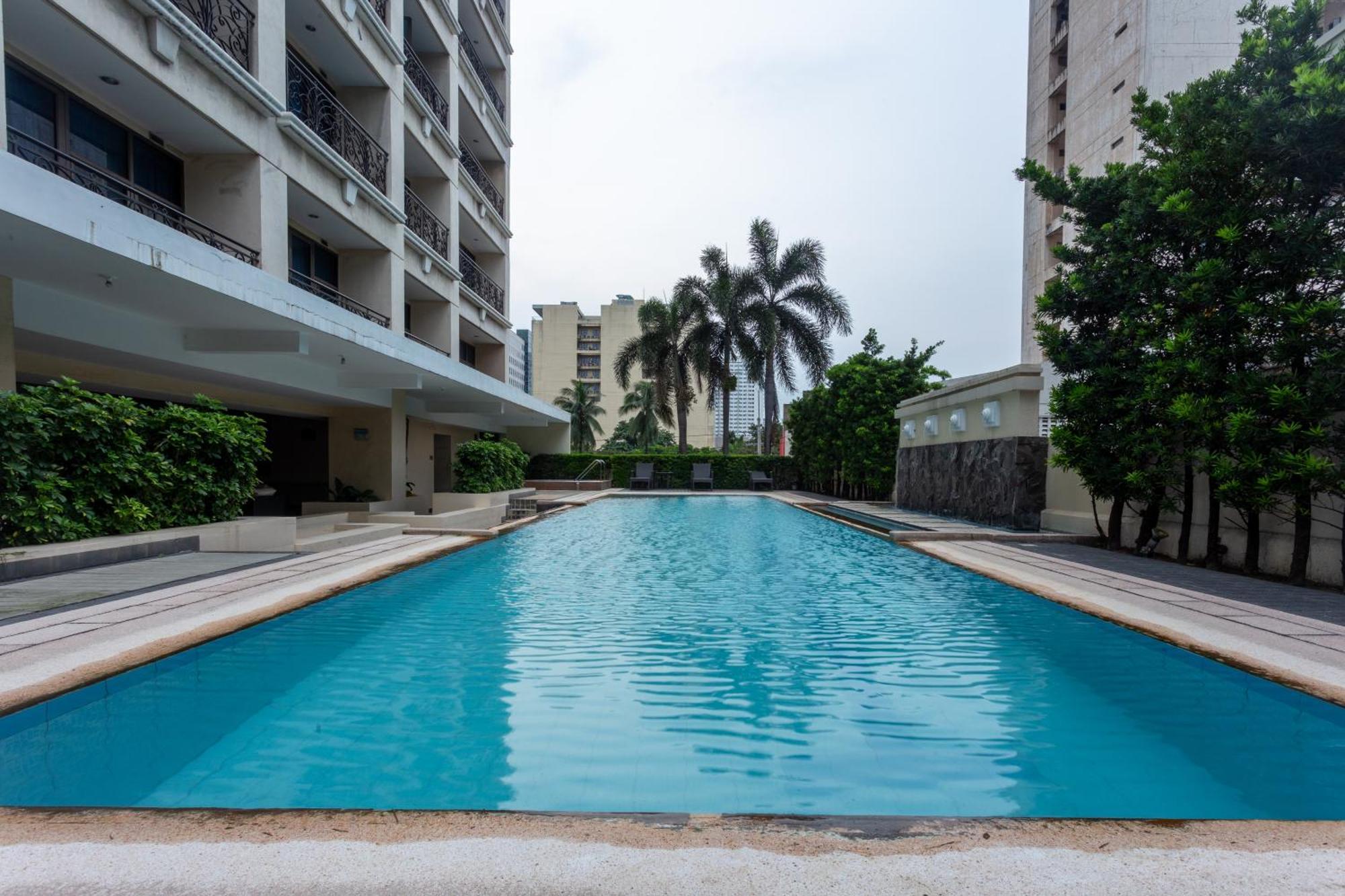 La Breza Hotel Quezon City Exterior foto